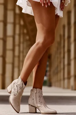 Outlet Boto Ażurowe Botki Kowbojki Na Słupku Zapinane Na Zamek Beżowe Vosilara