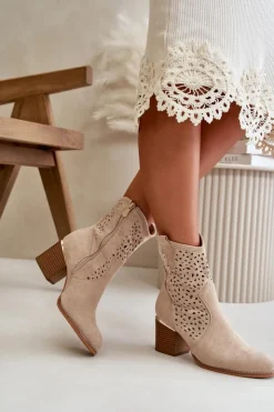 Discount Boto Ażurowe Botki Na Słupku Z Eko Zamszu Zapinane Na Zamek Beżowe Sevana