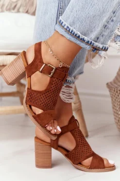 Clearance Evento Ażurowe Sandały Na Słupku Camel Hey Lover