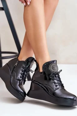 Discount Buty damskie Vinceza Botki Damskie Lakierowane Na Koturnie Ocieplane Vinceza 66706 Czarne