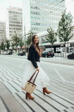 Discount Boto Botki Damskie Na Obcasie Z Nitami W Szpic RB23P Camel Snack