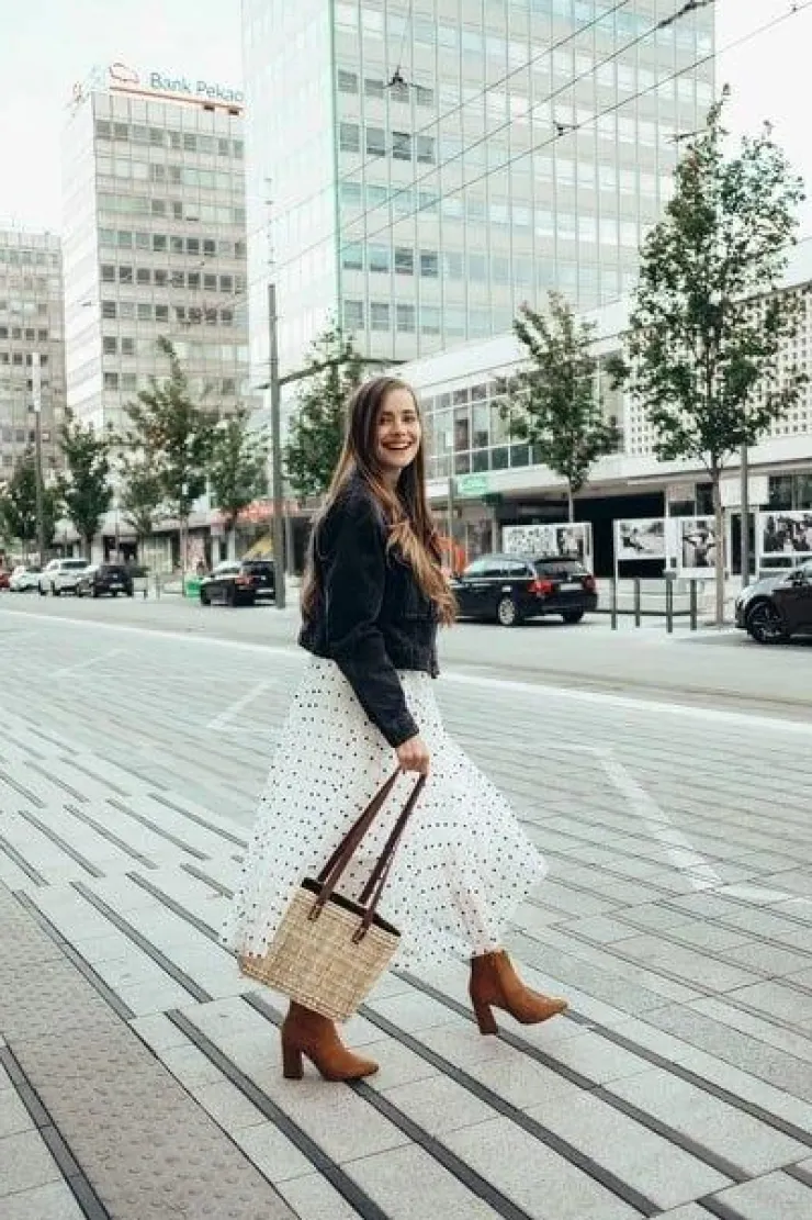 Discount Boto Botki Damskie Na Obcasie Z Nitami W Szpic RB23P Camel Snack