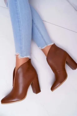 Boto Botki Na Słupku|Botki Zimowe Damskie*Botki Damskie Na Słupku Wsuwane z Wycięciami Brązowe Mantana