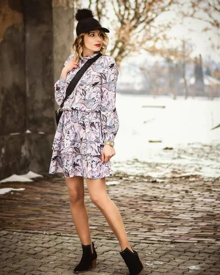 Boto Botki Damskie Na Słupku Wsuwane z Wycięciami Czarne ManiMani