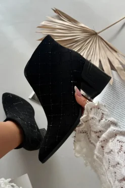 Damskie D&A Botki Damskie Na Słupku Ze Zdobieniem MR52-133 Czarne