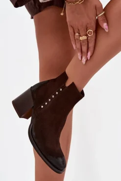 Sale Zazoo Botki Damskie Z Naturalnego Zamszu Na Słupku 1136 Czekoladowe