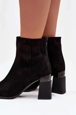 Damskie D&A Botki Damskie Z Naturalnego Zamszu Na Słupku Ocieplane CR52-718 Czarne