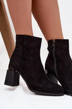 Damskie D&A Botki Damskie Z Naturalnego Zamszu Na Słupku Ocieplane CR52-718 Czarne