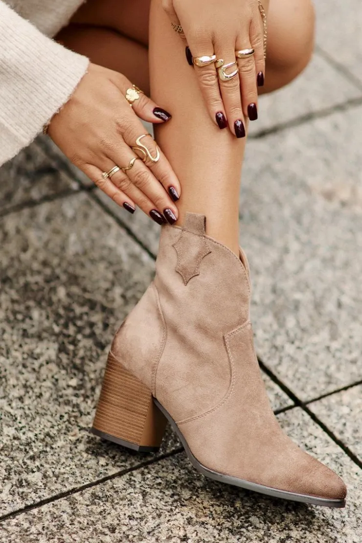 Damskie Buty damskie Vinceza Botki Kowbojki Na Słupku Ocieplane Z Eko Zamszu Vinceza 58345 Ciemnobeżowe