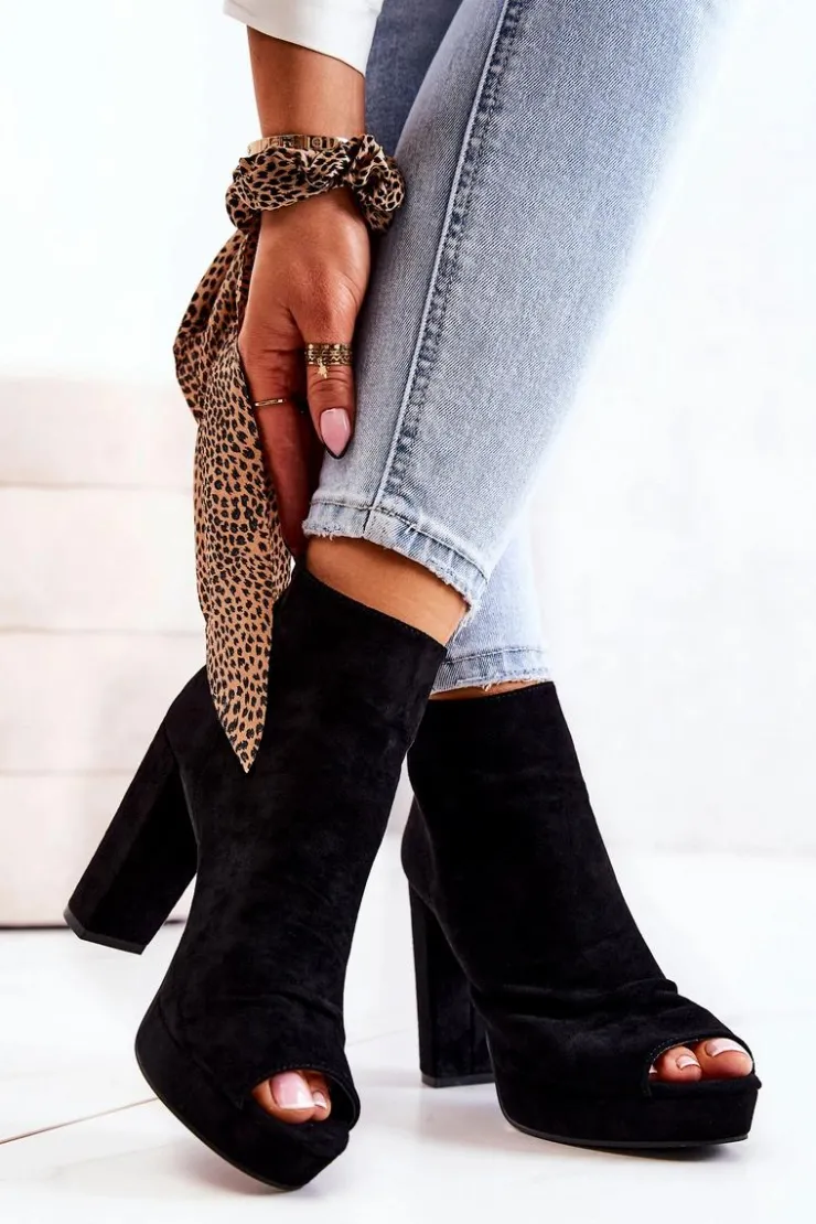 Hot Boto Botki Na Słupku Odkryte Palce Czarne Adore