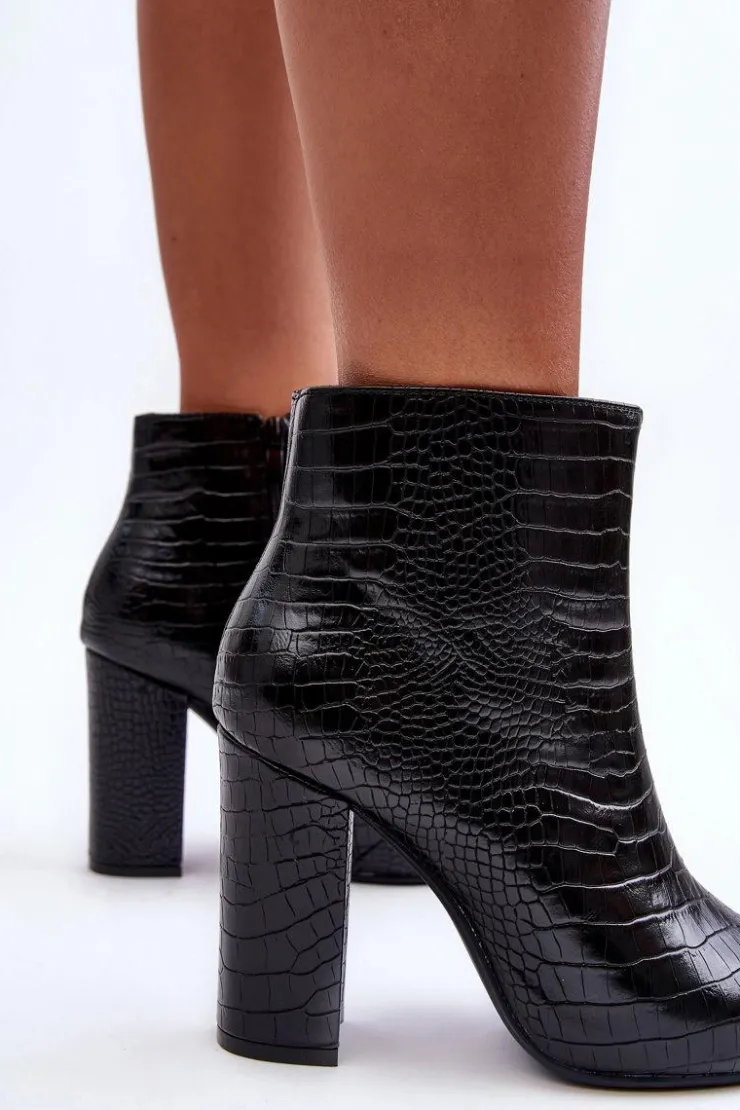 Clearance Boto Botki Na Słupku Wężowy Wzór Czarne Daldala