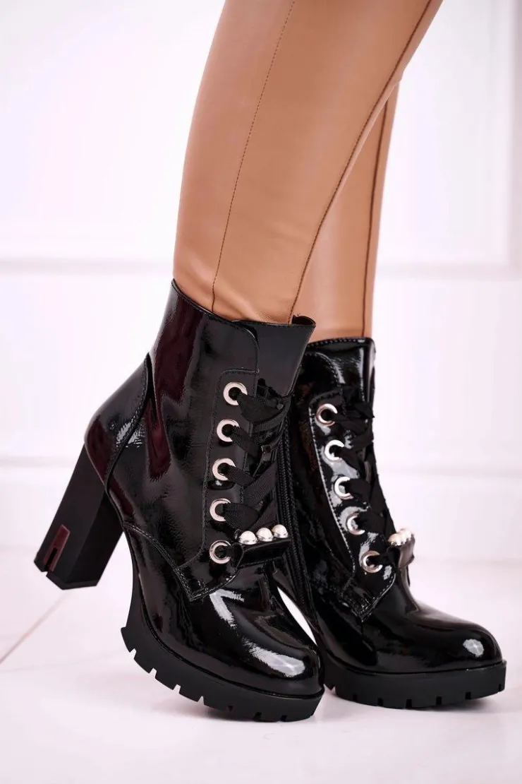 Discount Boto Botki Na Słupku Z Perełkami Czarne Lakierowane Black Mirror