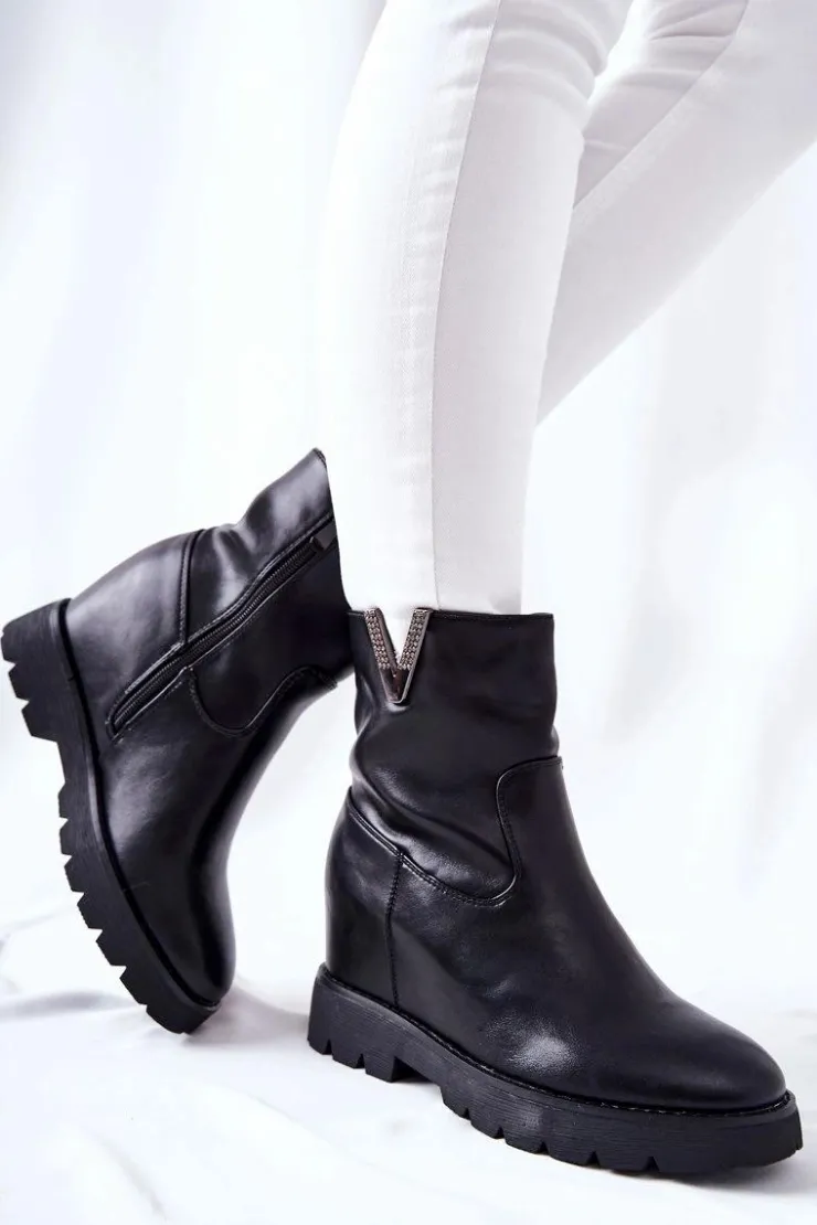 Boto Botki Na Koturnie|Czarne Botki*Botki Na Ukrytym Koturnie Z Emblematem Czarne Tivera