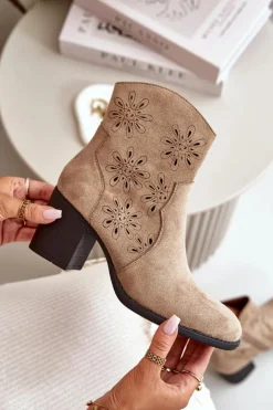 Outlet Boto Botki Z Ażurową Cholewką Na Słupku Eko Zamszowe Beżowe Nevishiia