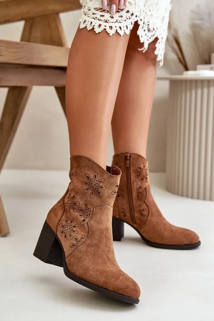 Discount Boto Botki Z Ażurową Cholewką Na Słupku Eko Zamszowe Brązowe Nevishiia Brązowy