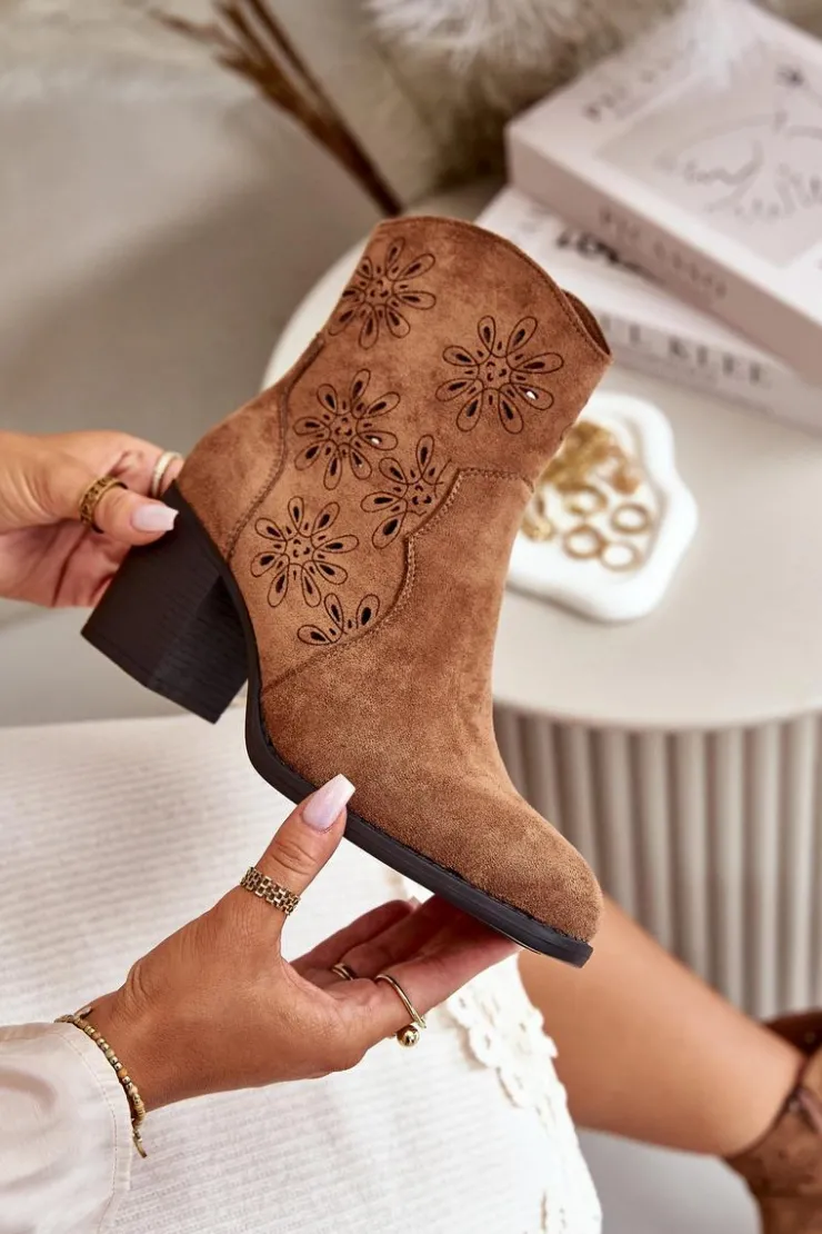 Discount Boto Botki Z Ażurową Cholewką Na Słupku Eko Zamszowe Brązowe Nevishiia Brązowy