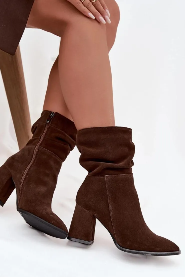 Damskie Zazoo Botki Z Naturalnego Zamszu Ocieplane Na Słupku Z Marszczeniem 4216 Czekoladowe