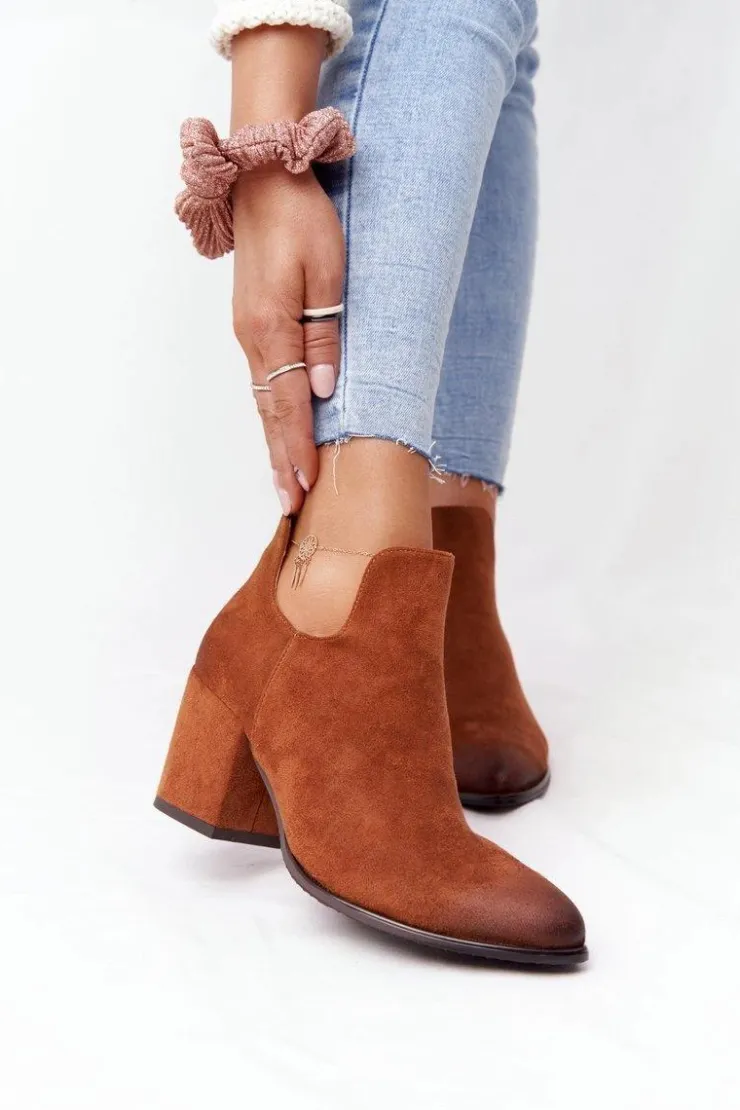 Damskie Buty damskie Vinceza Botki Z Wycięciami Na Słupku Vinceza 21-10558 Camel