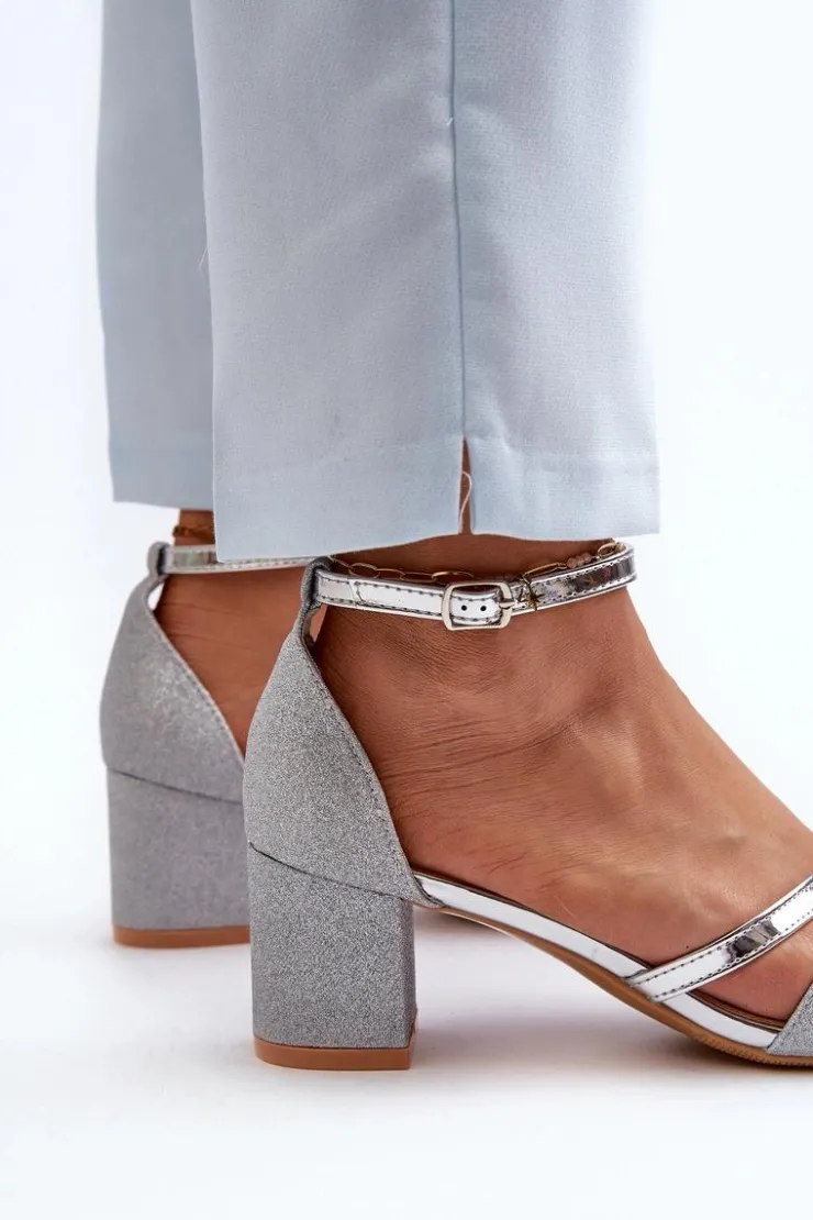 Buty damskie Vinceza Sandały Na Słupku|Sandały Na Obcasie*Brokatowe Sandały Damskie Na Niskim Słupku Srebrne Ploemis Srebrny