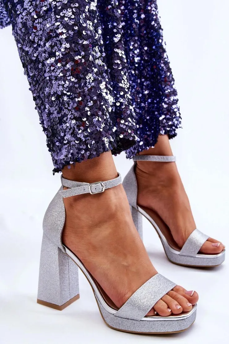 Damskie Boto Błyszczące Sandałki Na Masywnym Obcasie Srebrne Calmi