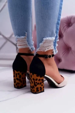 Discount Boto Czółenka Damskie Na Słupku Panterki Beżowe Ferri