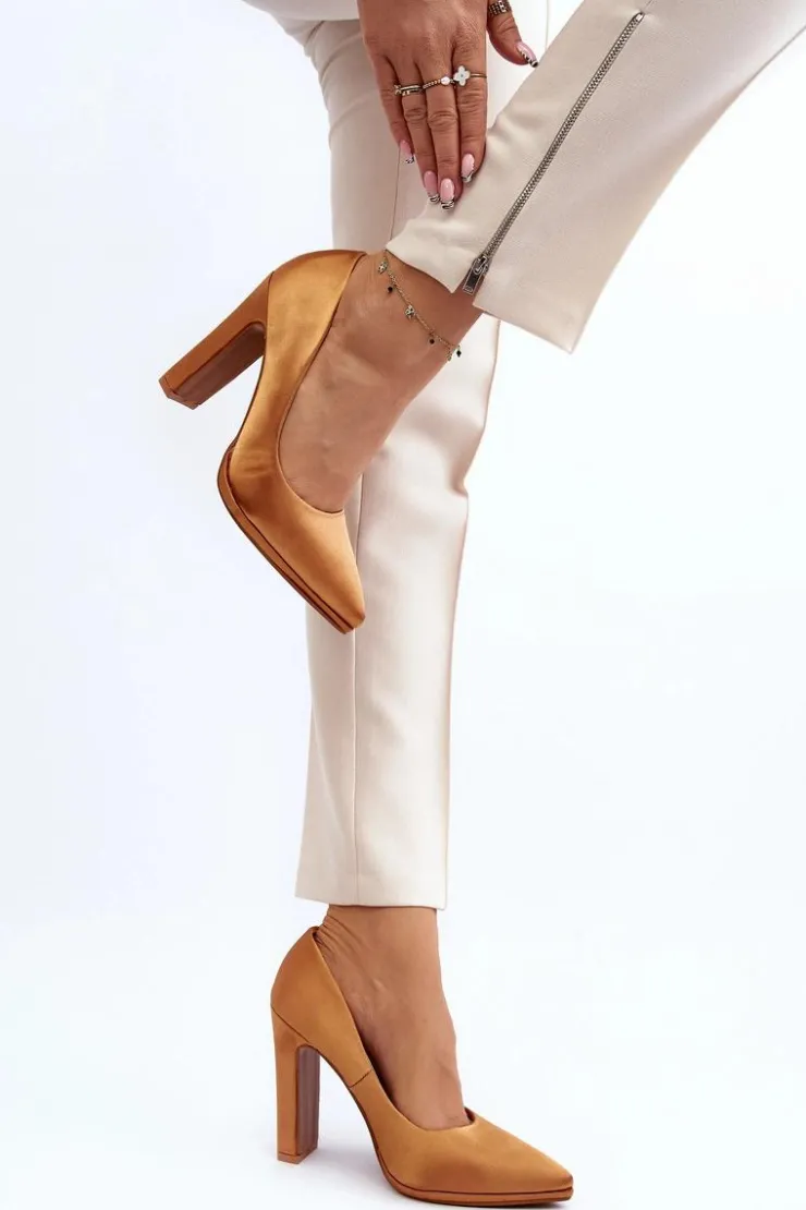 Boto Czółenka Klasyczne*Czółenka Na Słupku Camel Piatti