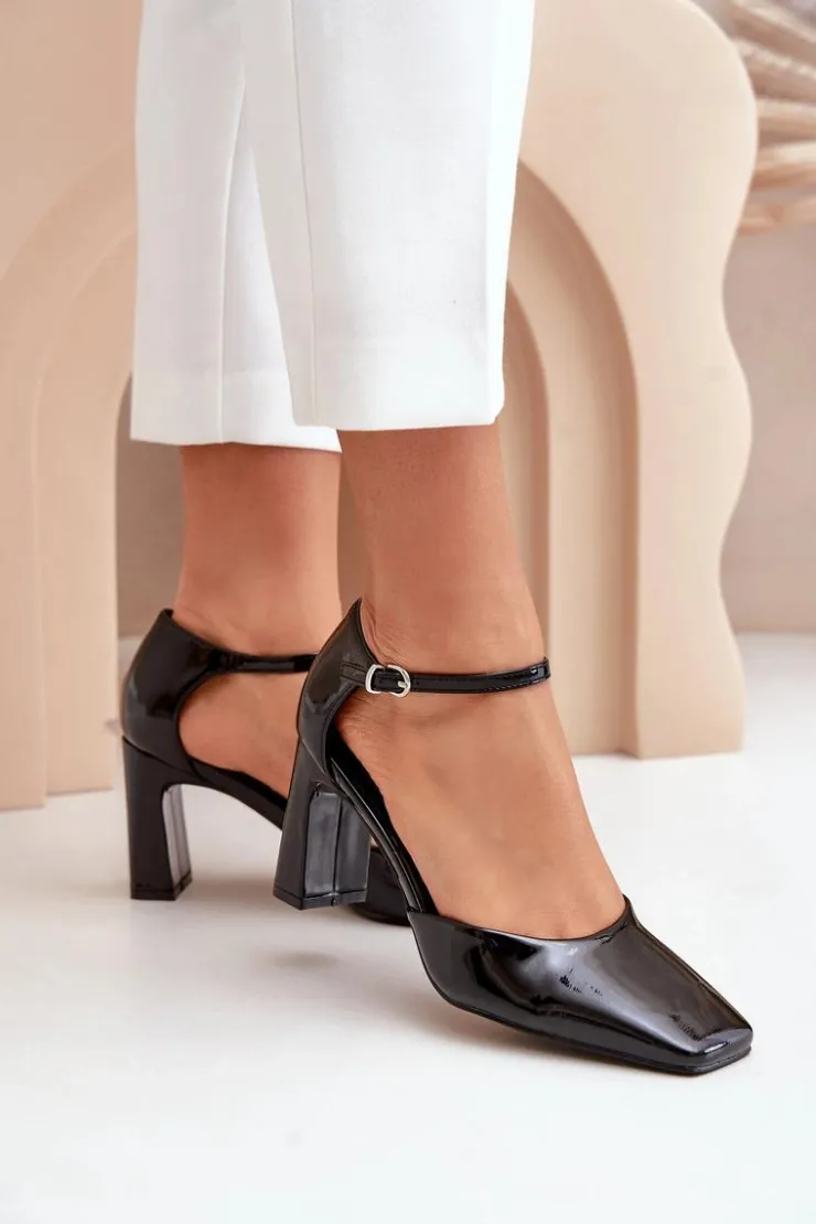 Outlet Boto Czółenka Na Słupku Z Lakierowanej Eko Skóry Czarne Emindria