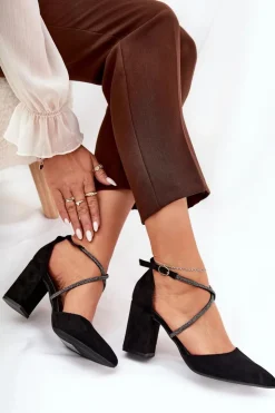 Hot Boto Czółenka Ze Szpiczastymi Noskami I Zdobionymi Paseczkami Na Słupku Czarne Verithas