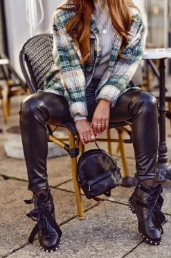 Hot Boto Damskie Botki Nity Kolce Czarne Magnes