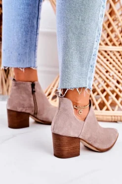 Outlet Boto Damskie Botki Z Wycięciem Na Słupku Zamszowe Cappuccino Lawrence