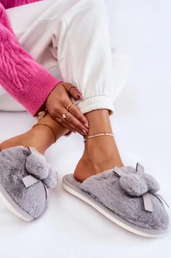 Boto Kapcie Klasyczne*Damskie Futrzane Papcie Z Pomponami Szare Castello