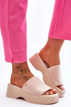 Sale Evento Damskie Klapki Na Platformie Beżowe Carmela