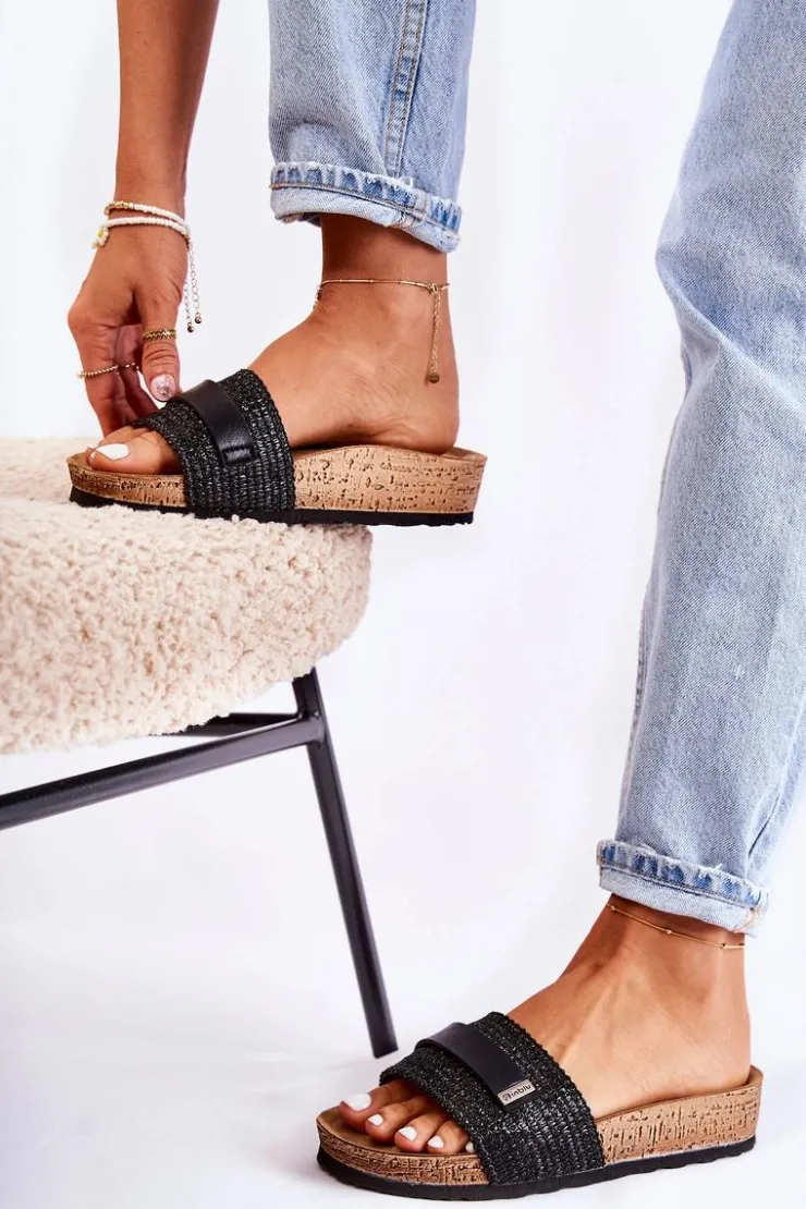 Damskie INBLU Damskie Klasyczne Klapki NM000025 Czarne