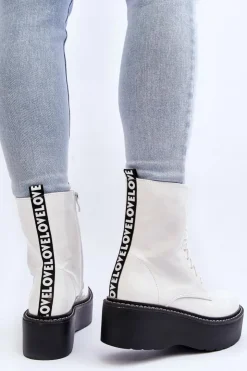 Outlet Boto Damskie Lakierowane Botki Na Grubej Podeszwie Białe Movana