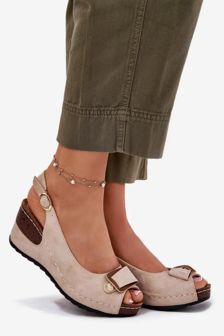 Evento Damskie Lekkie Sandały Na Koturnie Comfort Shoes Beżowo-Złote Efravia