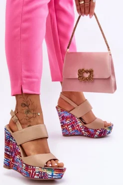 Damskie Boto Damskie Sandałki Na Koturnie Beżowe Calderia