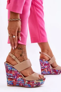 Damskie Boto Damskie Sandałki Na Koturnie Beżowe Calderia