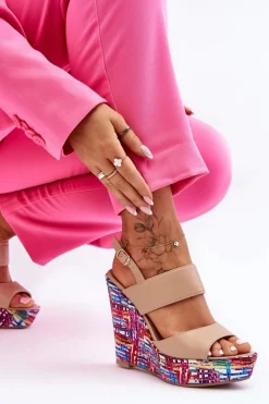 Damskie Boto Damskie Sandałki Na Koturnie Beżowe Calderia