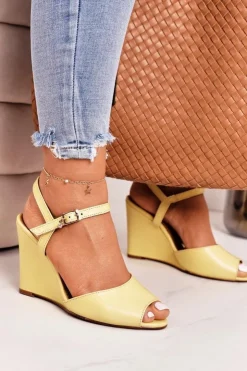 Damskie Laura Messi Damskie Sandały Na Koturnie 2253 Żółte