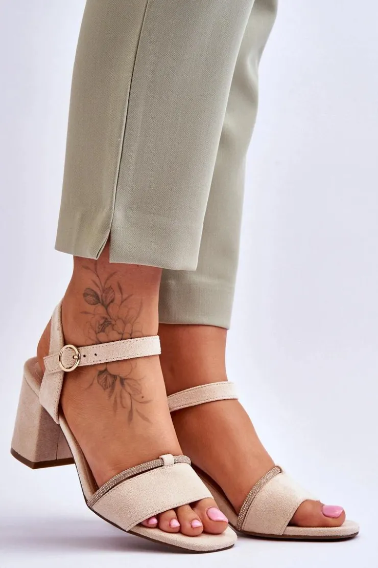 Damskie Evento Damskie Zamszowe Sandały Na Niskim Słupku Beżowe Loredo