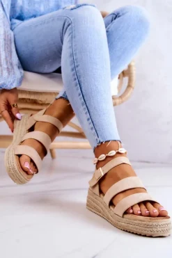 Damskie Boto Damskie Zamszowe Sandały Na Sprzączkę Beżowe Corestra