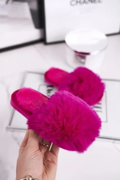 Outlet Boto Dziecięce Papcie Klapki z Futerkiem Fuksja Snow Ball