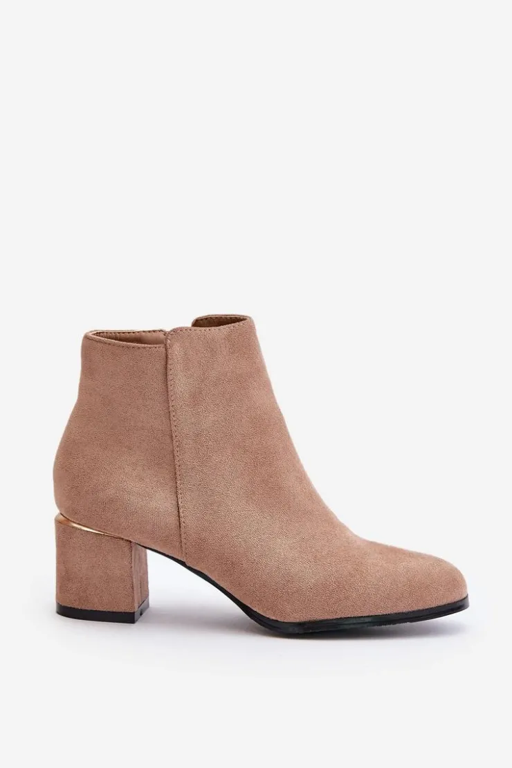 Outlet Boto Eko Zamszowe Botki Na Słupku Zapinane Na Zamek Ciemnobeżowe Sairis