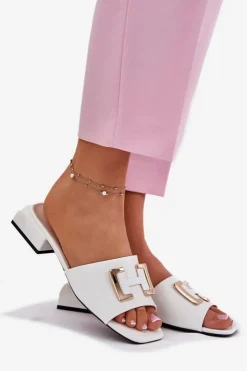 Buty damskie Vinceza Klapki Na Obcasie*Eleganckie Klapki Damskie Na Klocku Ze Złotym Detalem Vinceza 62229 Białe Biały