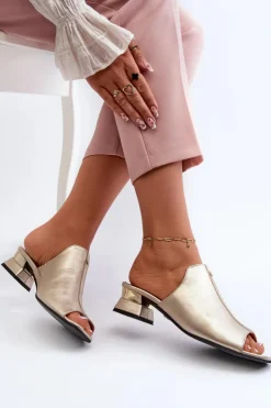 Damskie Maciejka Eleganckie Klapki Damskie Ze Skóry Naturalnej Na Niskim Obcasie 06360-25 Złote