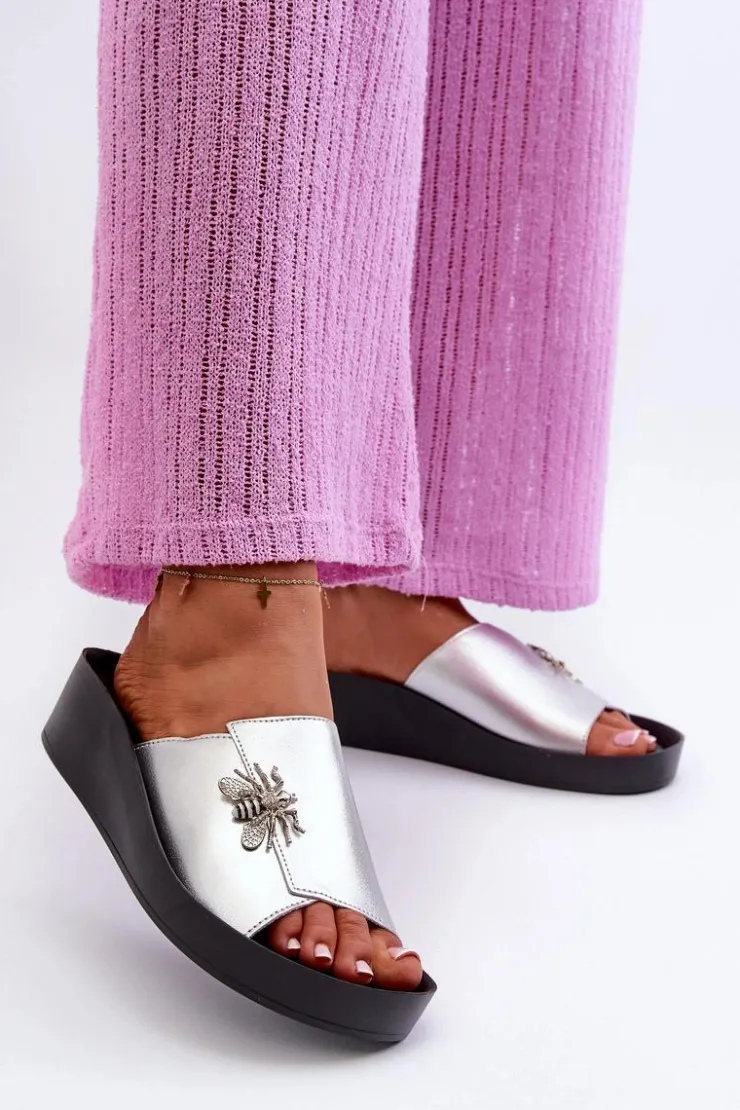 Damskie Damskie buty S.Barski Eleganckie Klapki Damskie Z Ozdobą Skóra Naturalna S.Barski KV27-015 Srebrne