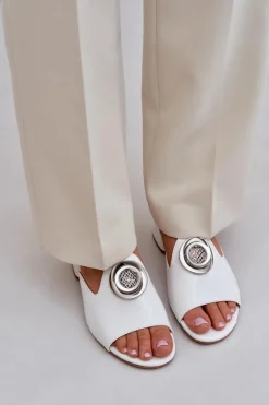 New Boto Eleganckie Klapki Damskie Na Niskim Obcasie Z Ozdobą Białe Feledis