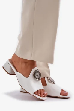 New Boto Eleganckie Klapki Damskie Na Niskim Obcasie Z Ozdobą Białe Feledis