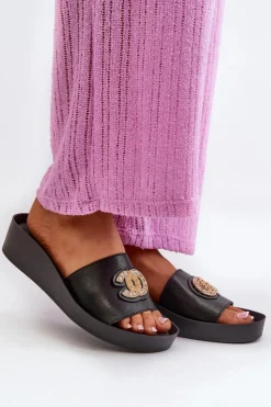 Damskie buty S.Barski Eleganckie Lekkie Klapki Damskie Z Ozdobą Skóra Naturalna S.Barski KV27-013 Czarne