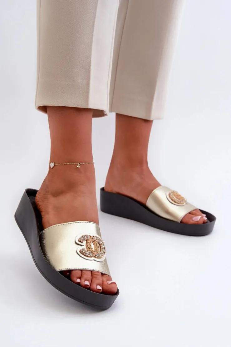 Damskie buty S.Barski Klapki Na Koturnie|Klapki Na Platformie*Eleganckie Lekkie Klapki Damskie Z Ozdobą Skóra Naturalna S.Barski KV27-013 Złote